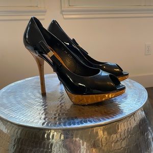 Christian Dior Black patent leather platform peep-toe pumps Size: 37 1/2
